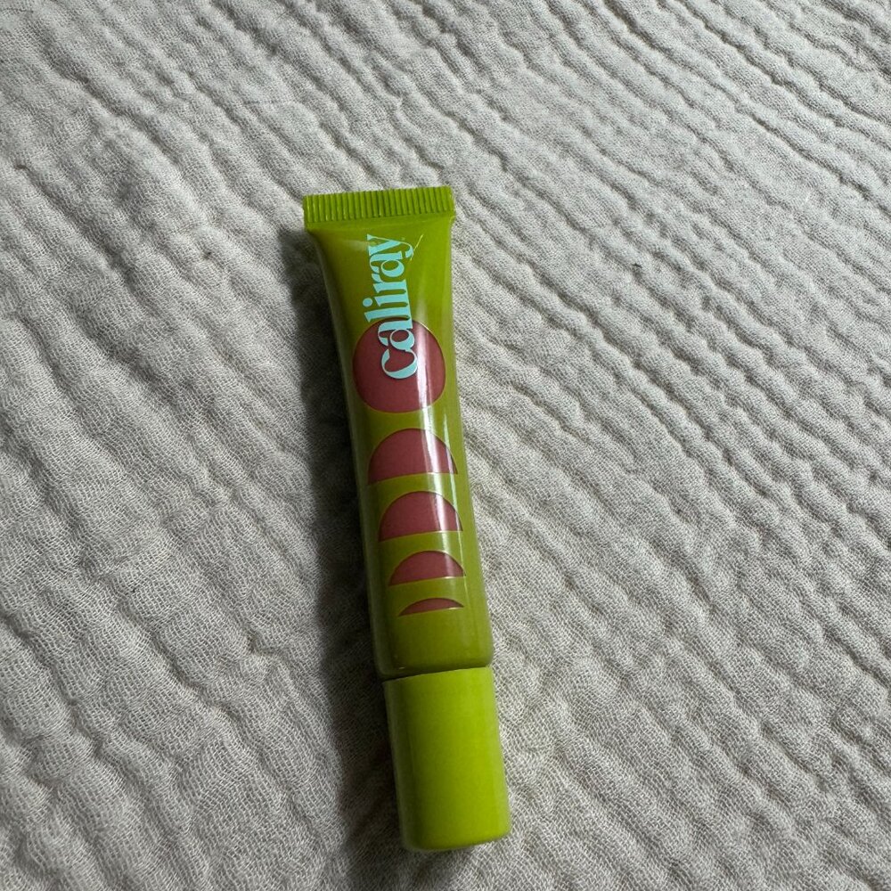 Glazed and Infused Plumping glassy lip trip